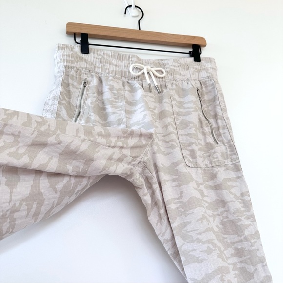 Athleta Cabo Neutral Tide Linen Camo Jogger Pants (Tall Size) - Picture 8 of 13